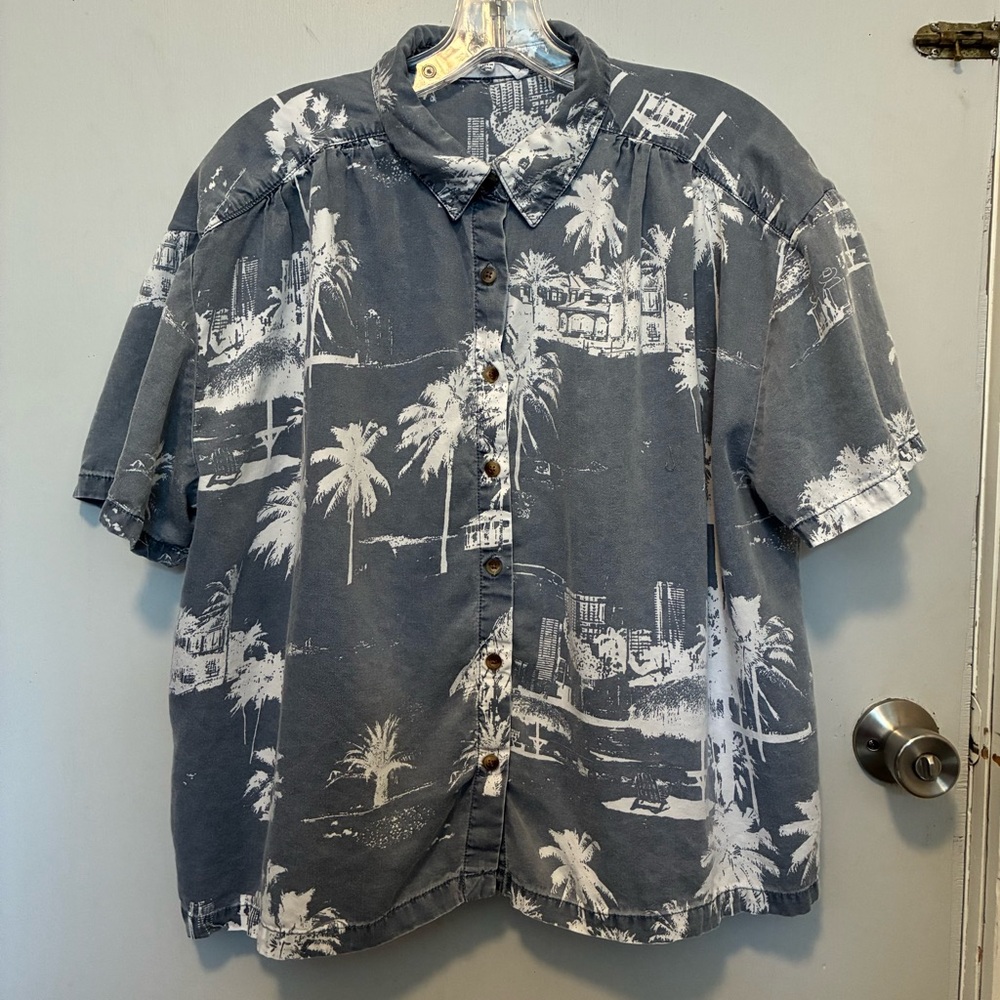 JANE & DELANCEY Button Down Button Down Tropical Palm Tree Print Top | Size XL
